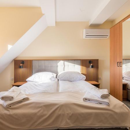 Hotel Perla Dunajca 차르니 두나예츠 외부 사진